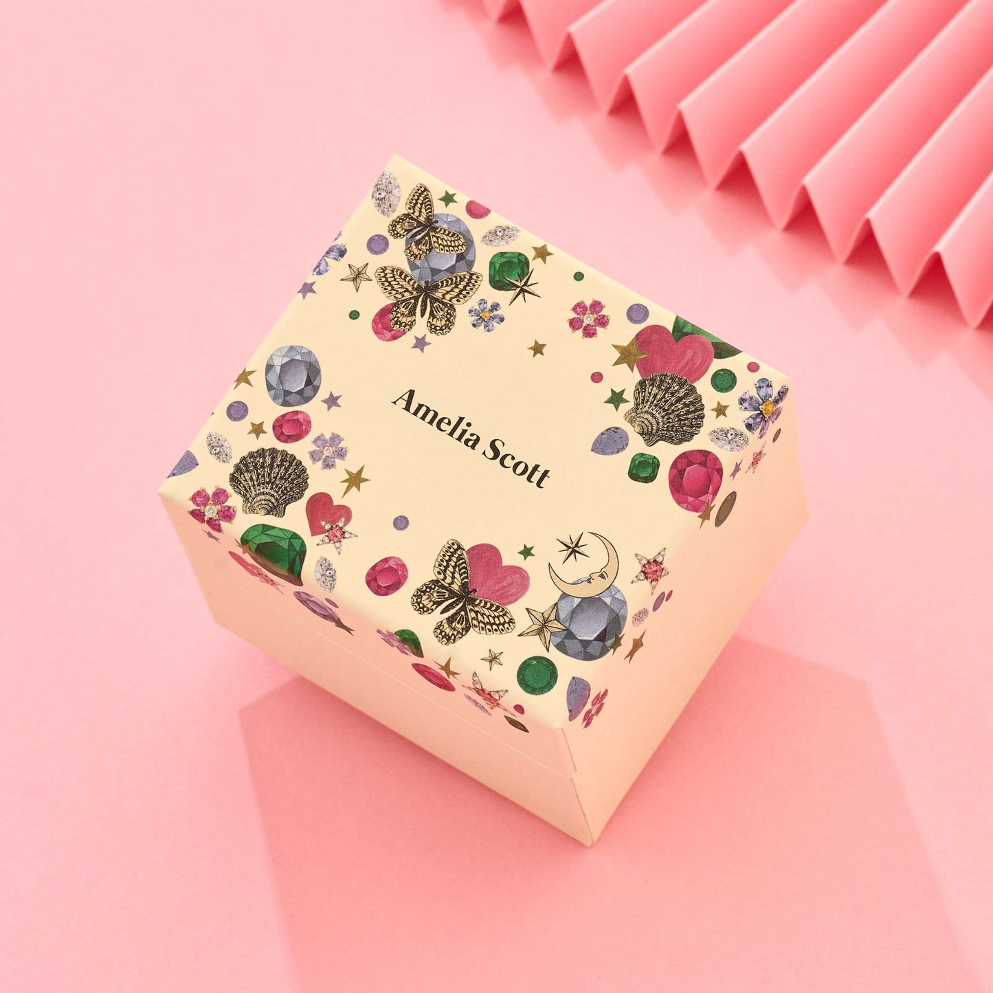 Amelia Icon Print Scrunchie Cream