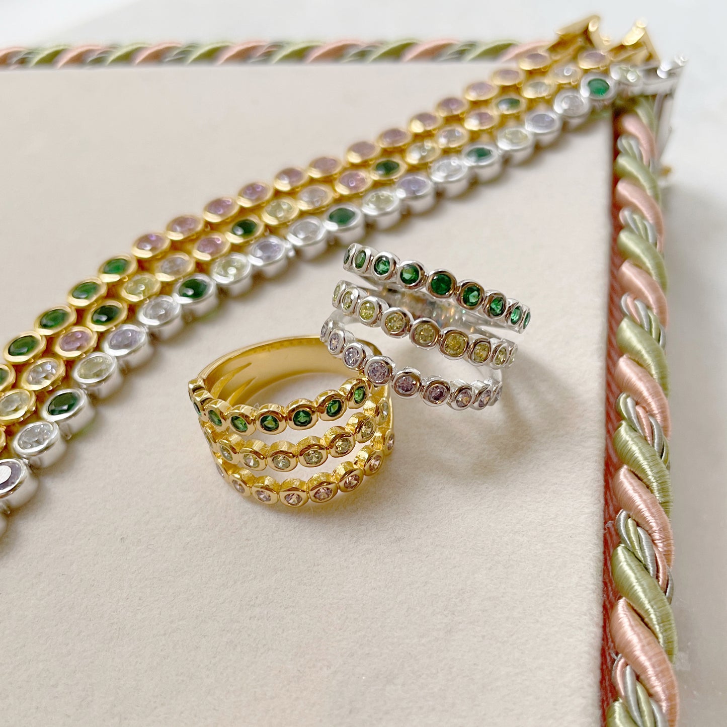 Dotty Illusion Ring Flamingo & Gold