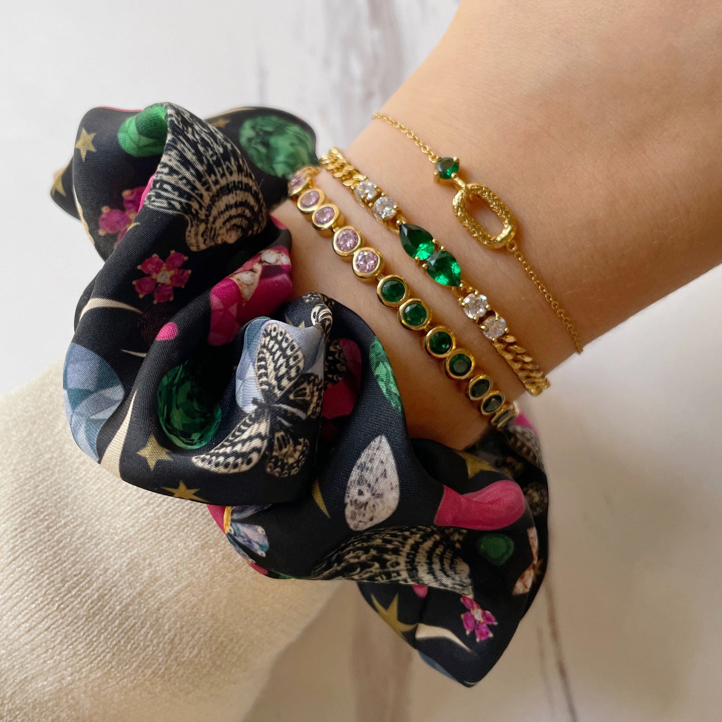 Amelia Icon Print Scrunchie Black